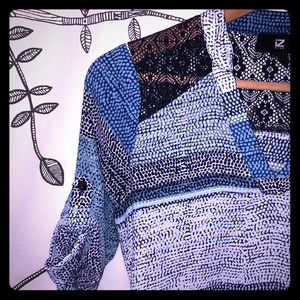 Navy/Aqua blue & white tunic. Crochet lace detail